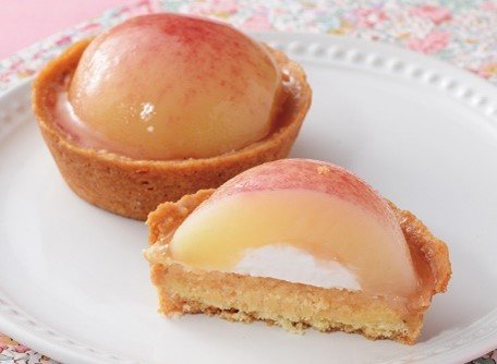 出所：株式会社ローソン「7月は“桃”を使用したスイーツ4品発売」