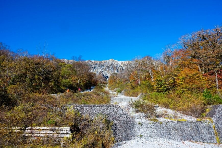 鳥取県で「同じ山なのに全く別の山に見える」と話題　「角度で一変する表情」に驚きの声が続出
