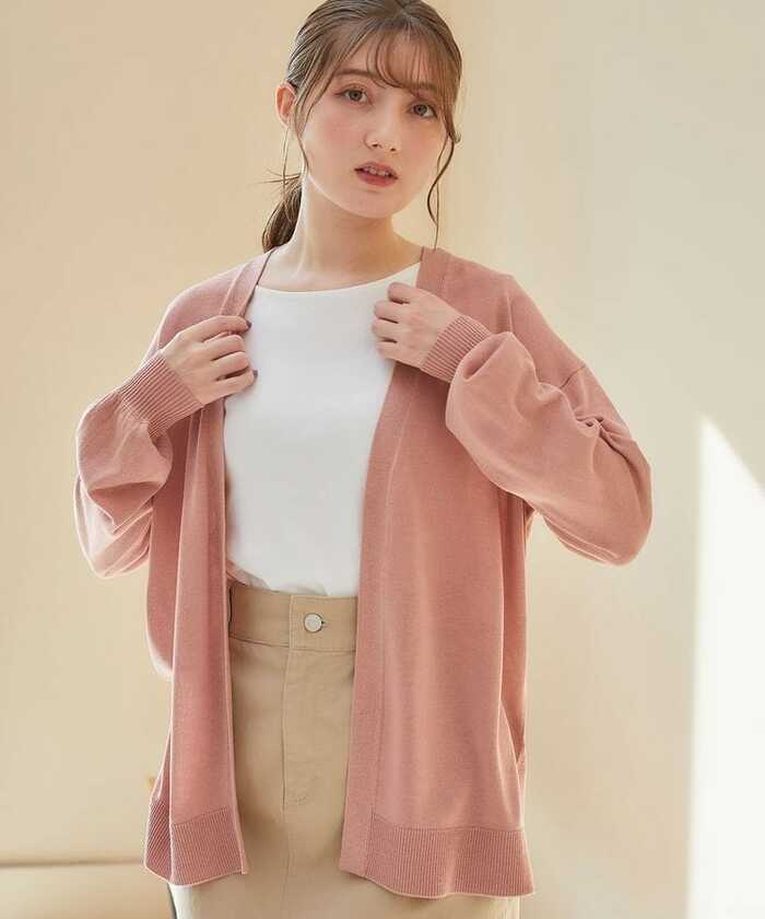 季節にピッタリの春カラーがかわいく、お尻をカバーする絶妙な丈感が使いやすい