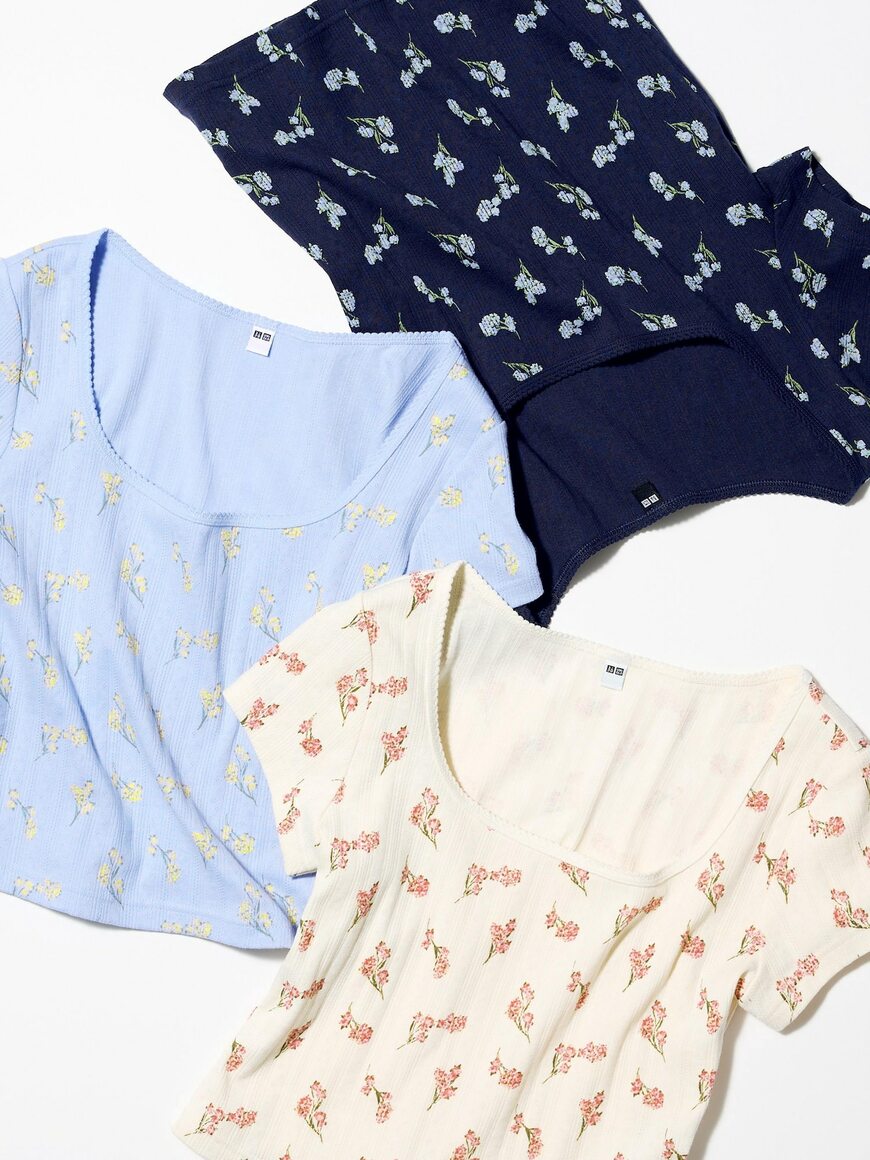 出所：ユニクロ公式 ポインテールスクエアネックT