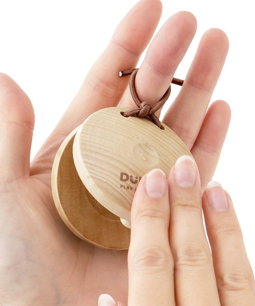 出所：パルグループ公式ファッション通販サイト 3COINS カスタネット／KIDS楽器