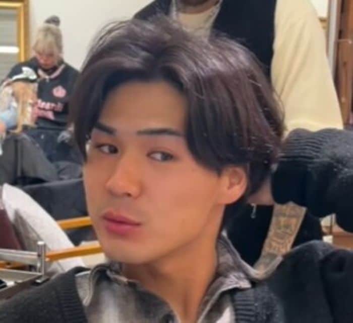 「最近仕事が絶好調だから」男性が「強めのパーマ」でイメチェン　納得のアフターに反響続々