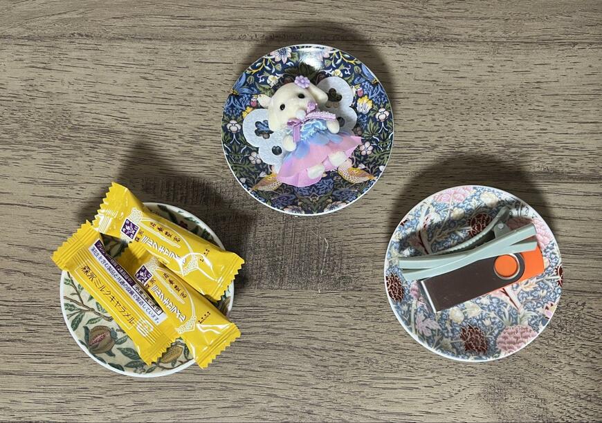 セリア、豆皿 絵画 WM