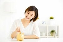 【みんなの貯蓄】「1000万円保有」は一握り？平均と中央値でわかる貯蓄格差の実態