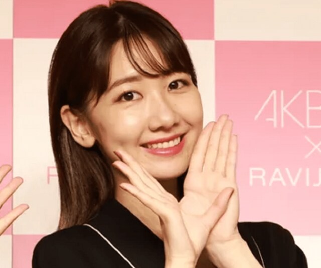 「鹿児島に女神が帰郷」柏木由紀 帰省オフショットを公開「表情にリラックス感」メガネ姿にネットで反響の声
