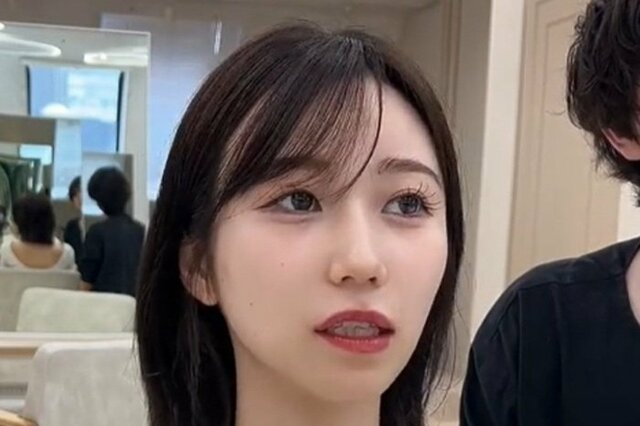 「めっちゃ地味に見える」とヘアスタイルに悩む女性　「ボブ＆カラー」で華やかに変身！仕上がりに歓喜