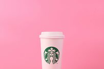 今年も人気【スターバックス】「バレンタイングッズ」ハートルックが可愛すぎ