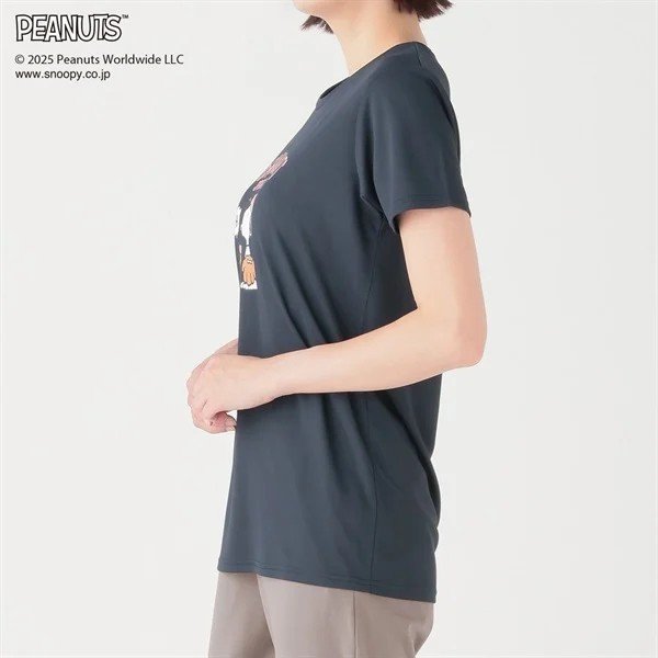 ちょっとした買い出しや散歩時の「ワンマイルウェア」としても最適