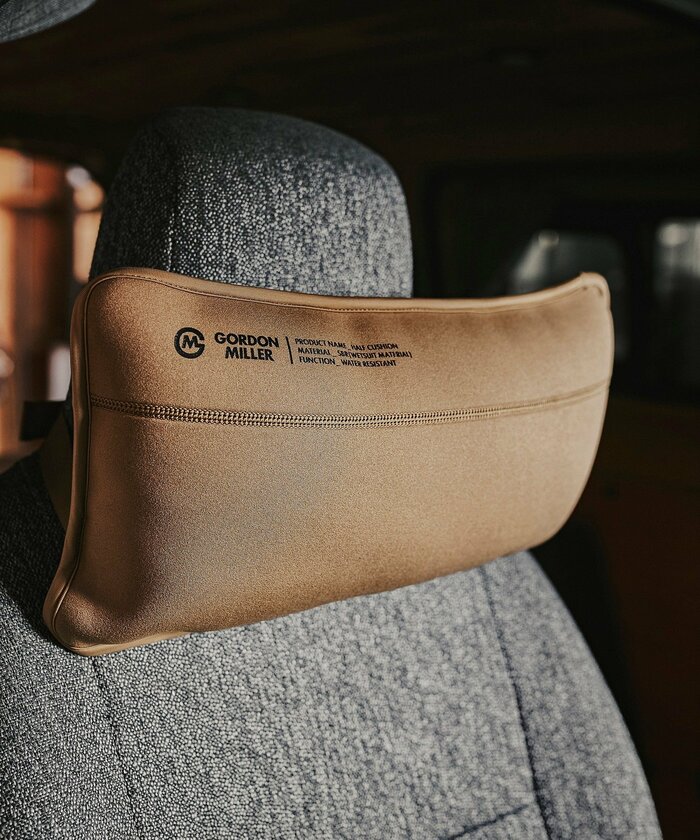 首あて(ネックパッド)と腰あて(ランバーサポート)の2WAY