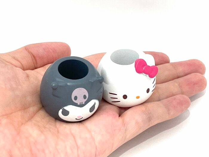 すっぽり手の中に収まるサイズ