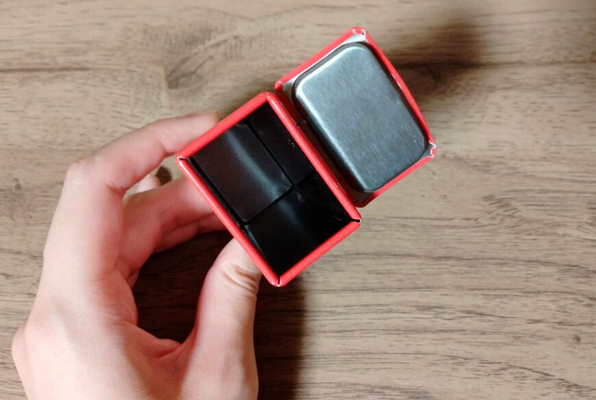 筆者撮影（キャンドゥ、缶ケース 都こんぶ）