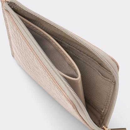 出所：GU公式 Lジップウォレット