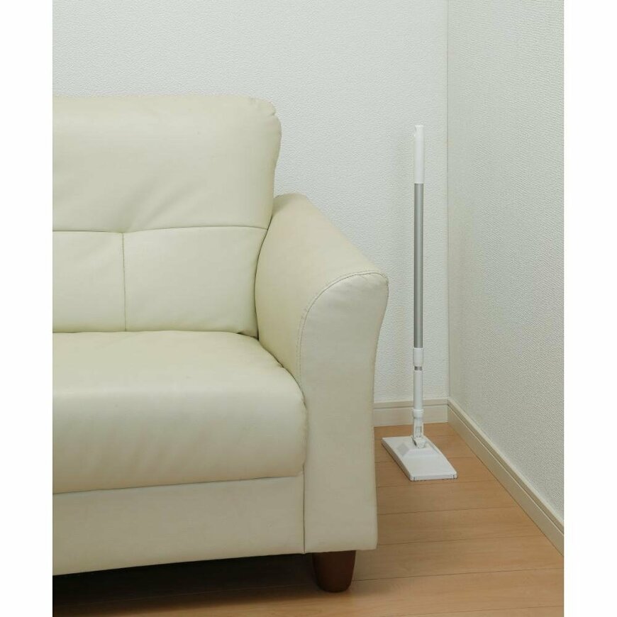 出所：株式会社コメリ　手を汚さない立つフローリングワイパー