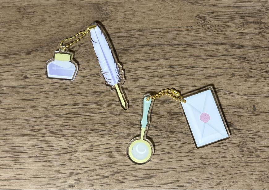 筆者撮影（キャンドゥ、ミニ文具キーホルダー）