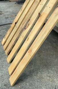 【廃材DIY】焼き加工でアレンジ！何の変哲もない廃材がおしゃれなウッドプランターに大変身！