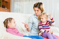 休校で子どもと家にこもりきり…「べき」「ねば」思考が強いと起きやすい負の連鎖