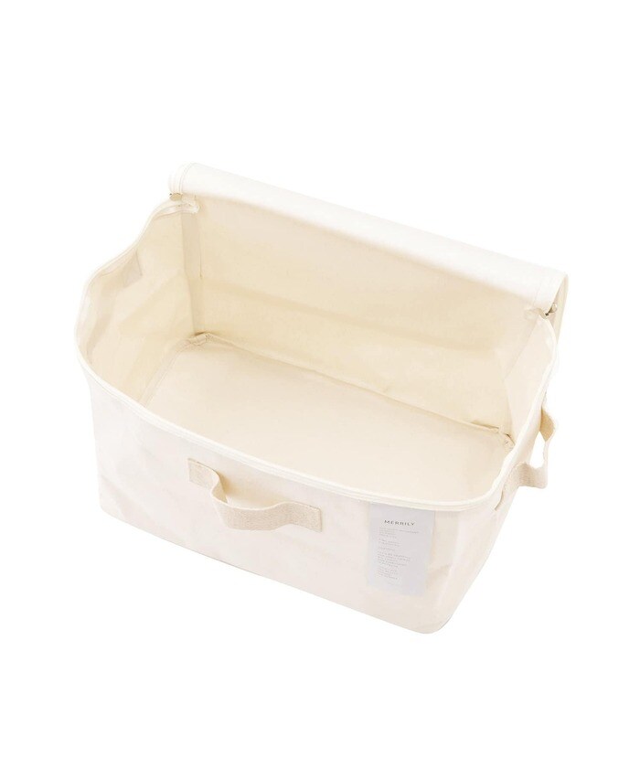 蓋付きボックスなので、ホコリを気にせずに衣類を収納可能