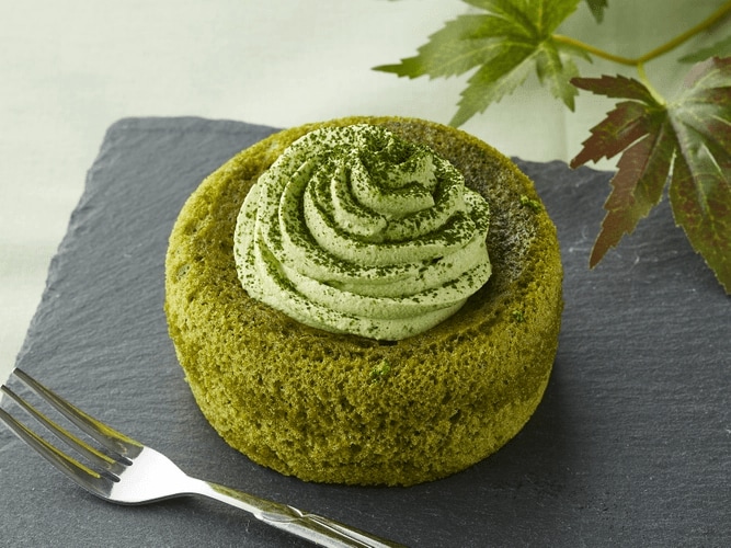 出所：ミニストップ「『天空の抹茶』使用 抹茶推しのための抹茶スイーツ 「しあわせクレープ 天空の抹茶」「天空の抹茶シフォンケーキ」「天空の抹茶シュークリーム」 ３月５日（火）より発売」