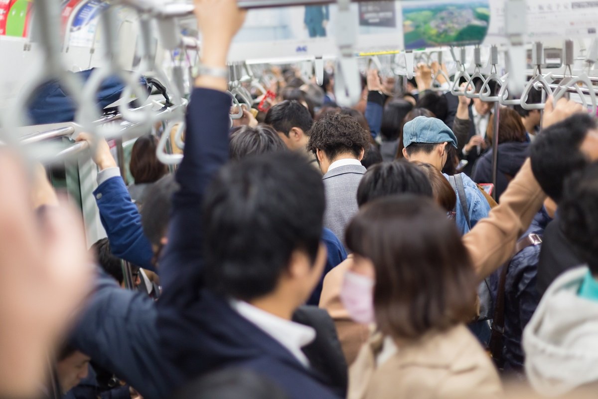 痴漢 対策 だけが盛り上がる不思議 痴漢は犯罪 撲滅を じゃないの Limo くらしとお金の経済メディア