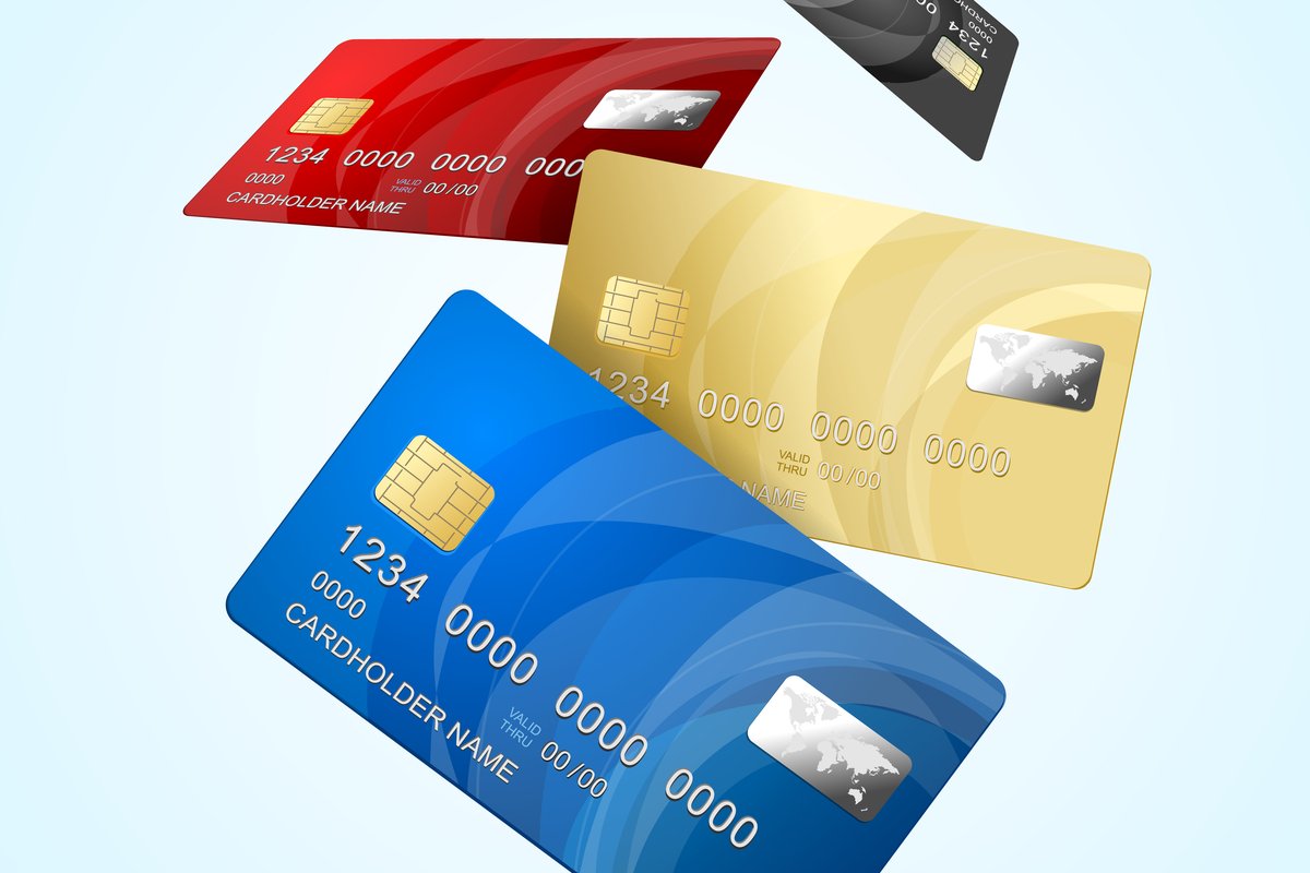 【ゴールドカード】「dカード GOLD」と「三井住友カード ゴールド」を徹底比較、どちらがポイントの貯まりやすいクレジットカードか