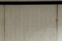 【築32年空き家DIY】キッチンの黄ばんだ壁→コンクリート調のおしゃれな壁に大変身