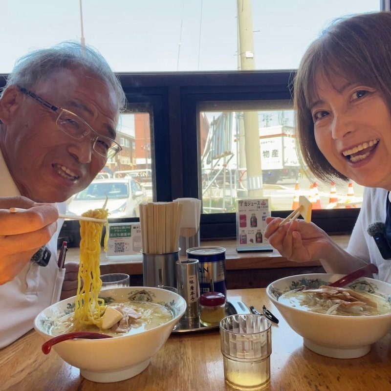 【60代夫婦の車中泊旅】「青森なのに、札幌館…？」旅先で出会った“味噌カレー牛乳ラーメン”に反響