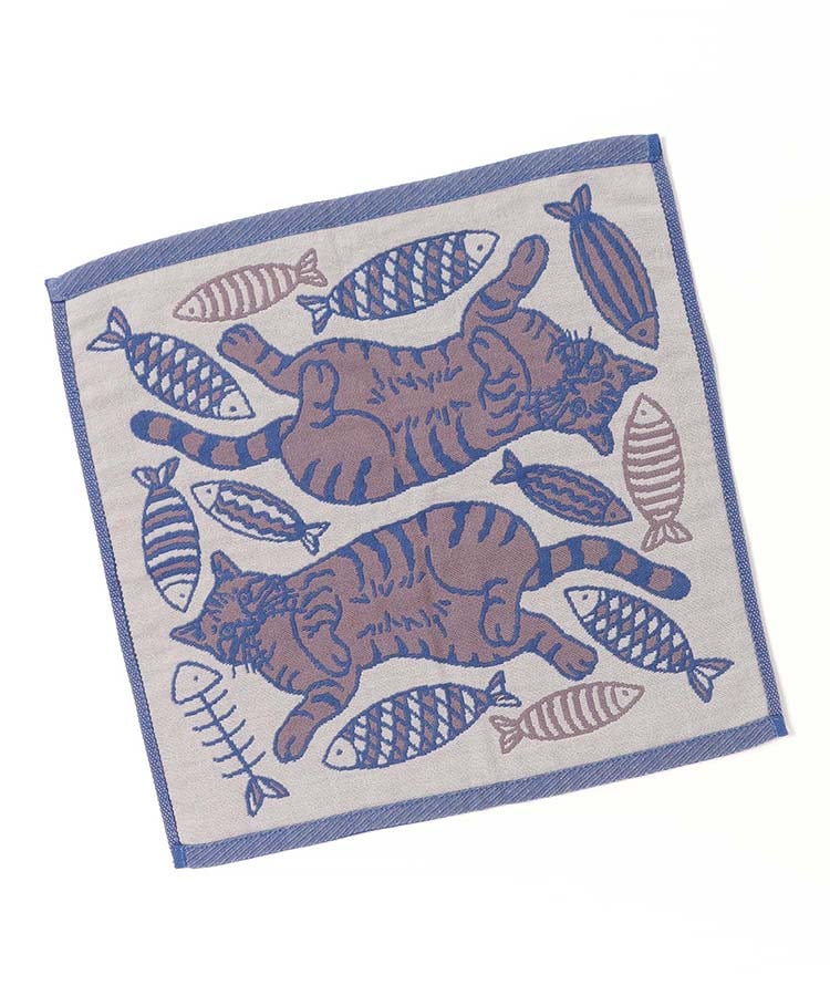 出所：ブルーブルーエ公式　CAT ALL3重ガーゼハンカチ