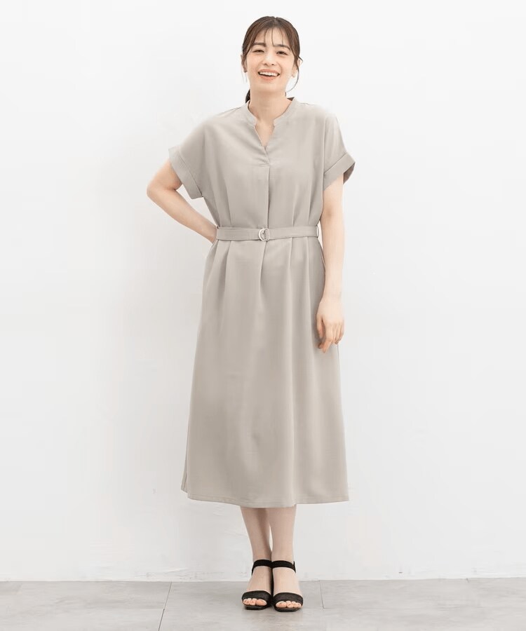 出所：ハニーズ公式　スキッパーワンピース