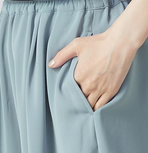 出所：ハニーズ公式通販 スカーチョ