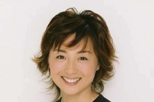 香坂みゆき 自宅ガーデニングを紹介。9年間育てる「ミカン」の鉢植えが開花「夏が楽しみですね」の声