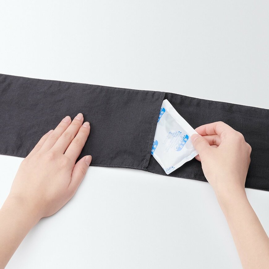 出所：無印良品ネットストア 天然由来の接触冷感　ポケット付きスカーフ