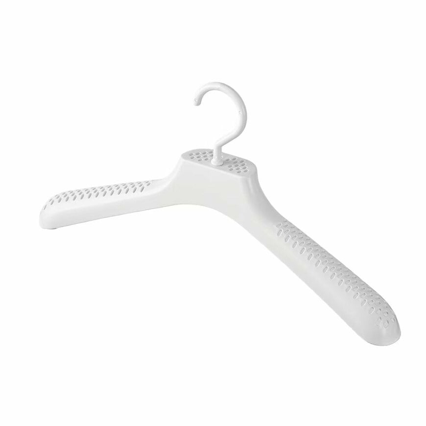 出所：ニトリ公式　乾きやすい消臭剤入りハンガー3本セット