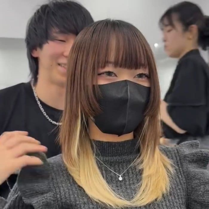 【大変身】髪を紫に染めたいロングヘア女性が「デザインカラー✕レイヤー」で大胆イメチェン！アフター「まじで誰って感じ」と歓喜！
