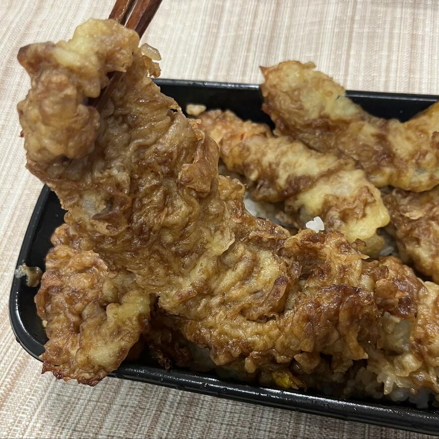 サクッとした衣にふんわりとした身がホクホクの穴子天ぷら