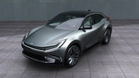 トヨタ・bZ コンパクト SUV コンセプトは超先進的なデザイン？！