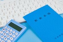いまのシニア世代は「厚生年金と国民年金」を月いくらもらっているの？平均年金月額を【年金一覧表】で見てみましょう！
