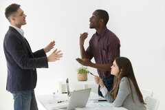 「つい軽く見られる」優しい上司に知ってほしい心理テクニック