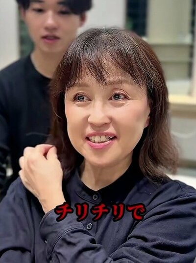 広がりや前髪の薄さが気になっていたビフォーの髪型