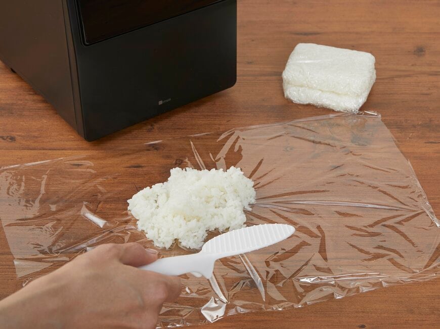 出所：株式会社ニトリホールディングス　スクエア炊飯器（4合炊き）