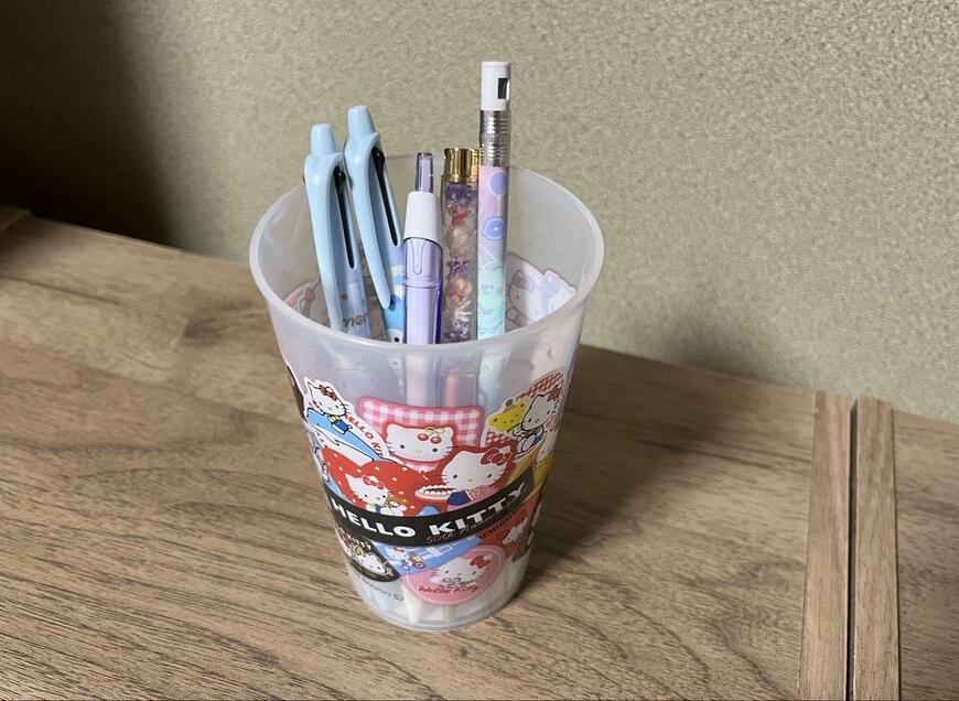 筆者撮影（ダイソー、タンブラー K/T 50周年未来）