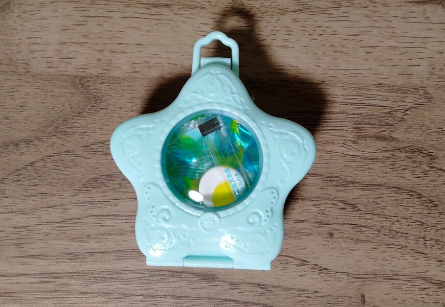 筆者撮影（セリア、ラッピング窓付ケース 星型）