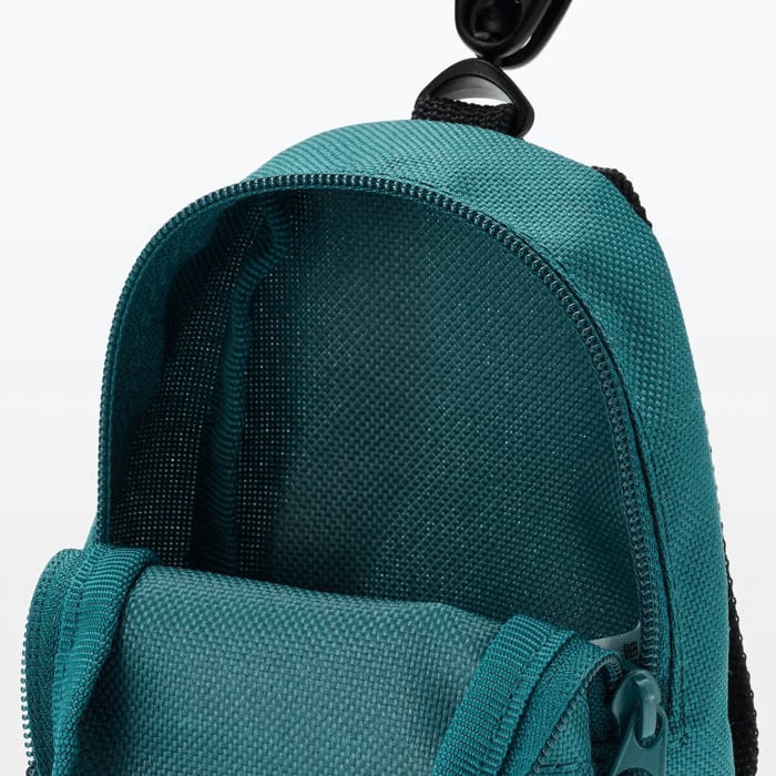 しっかりと撥水というところもこだわり