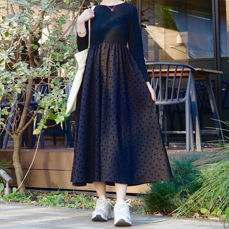 出所：しまむら公式　レディース　フロッキードットワンピース（hiichan）