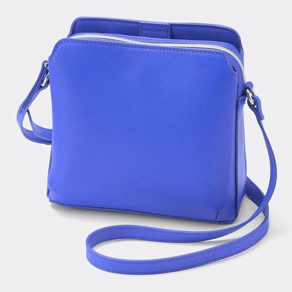 出所：GU　ボックスミニショルダーバッグ