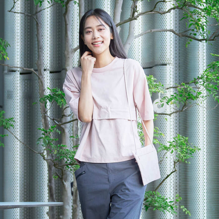 出所：ワークマン公式 レディースニュートラルポケットプルオーバー