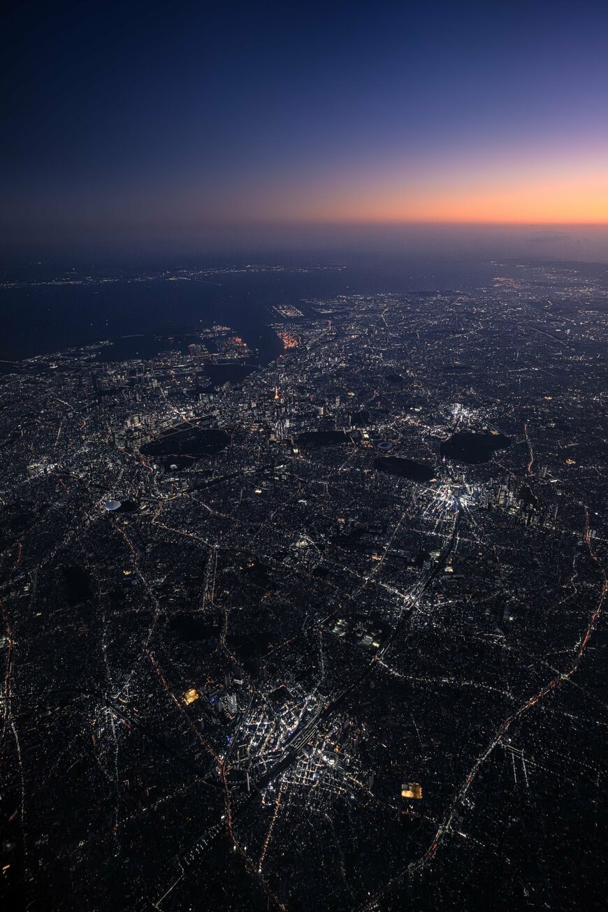 ガラリと印象が変わる「夜の東京」