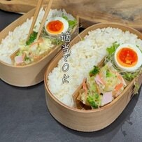 【まるで洋食店】ソースとパセリでおしゃれな「エビフライ弁当」　カラフルで豪華な仕上がりにうっとり