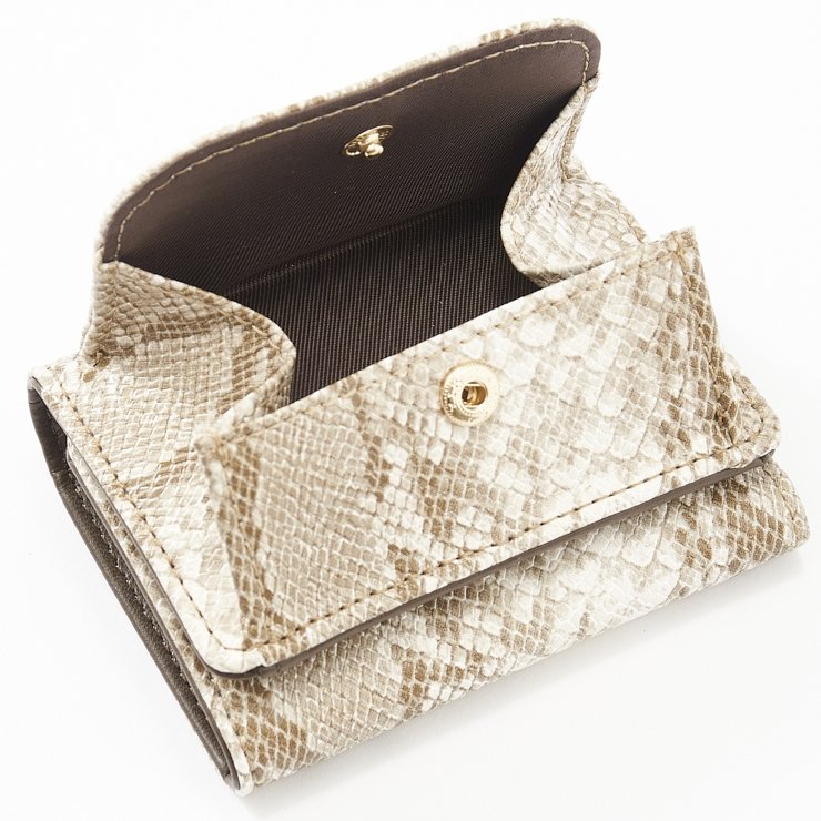 画像出典：ともに「しまむら公式オンラインストア」