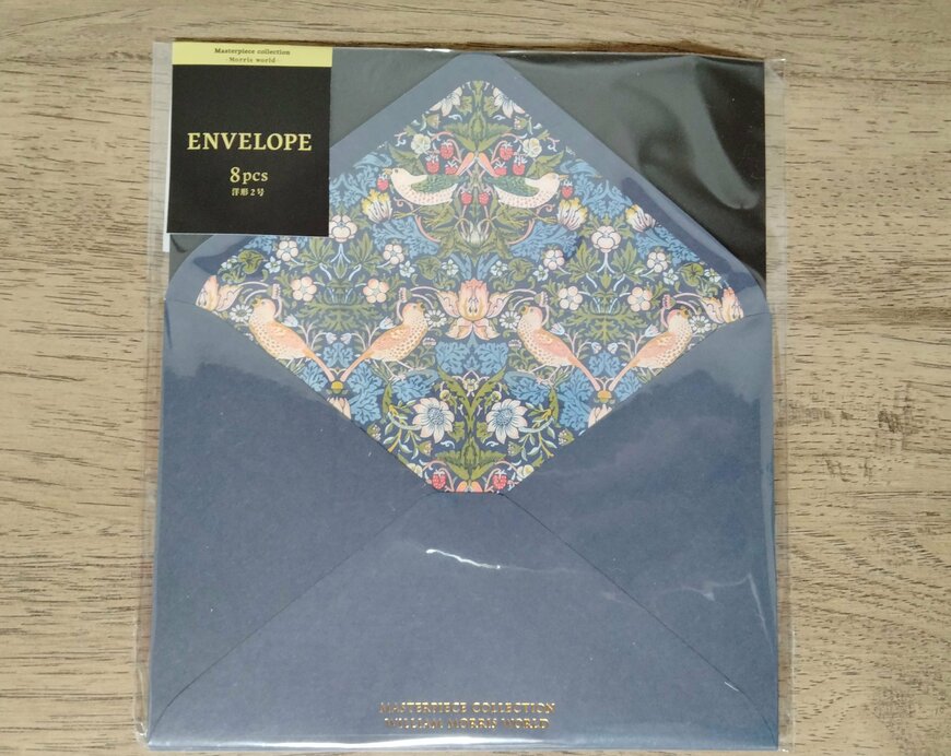 筆者撮影（セリア、封筒8P ウィリアム・モリスワールド）
