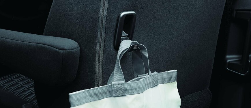 出所：三菱自動車WEBサイト　MITSUBISHI MOTORS Library　「20211223：新型 デリカＤ：5 22型 」